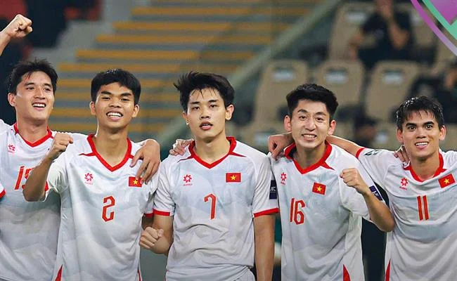 Ưu đãi hoàn trả hàng ngày không giới hạn tại 8kbe
